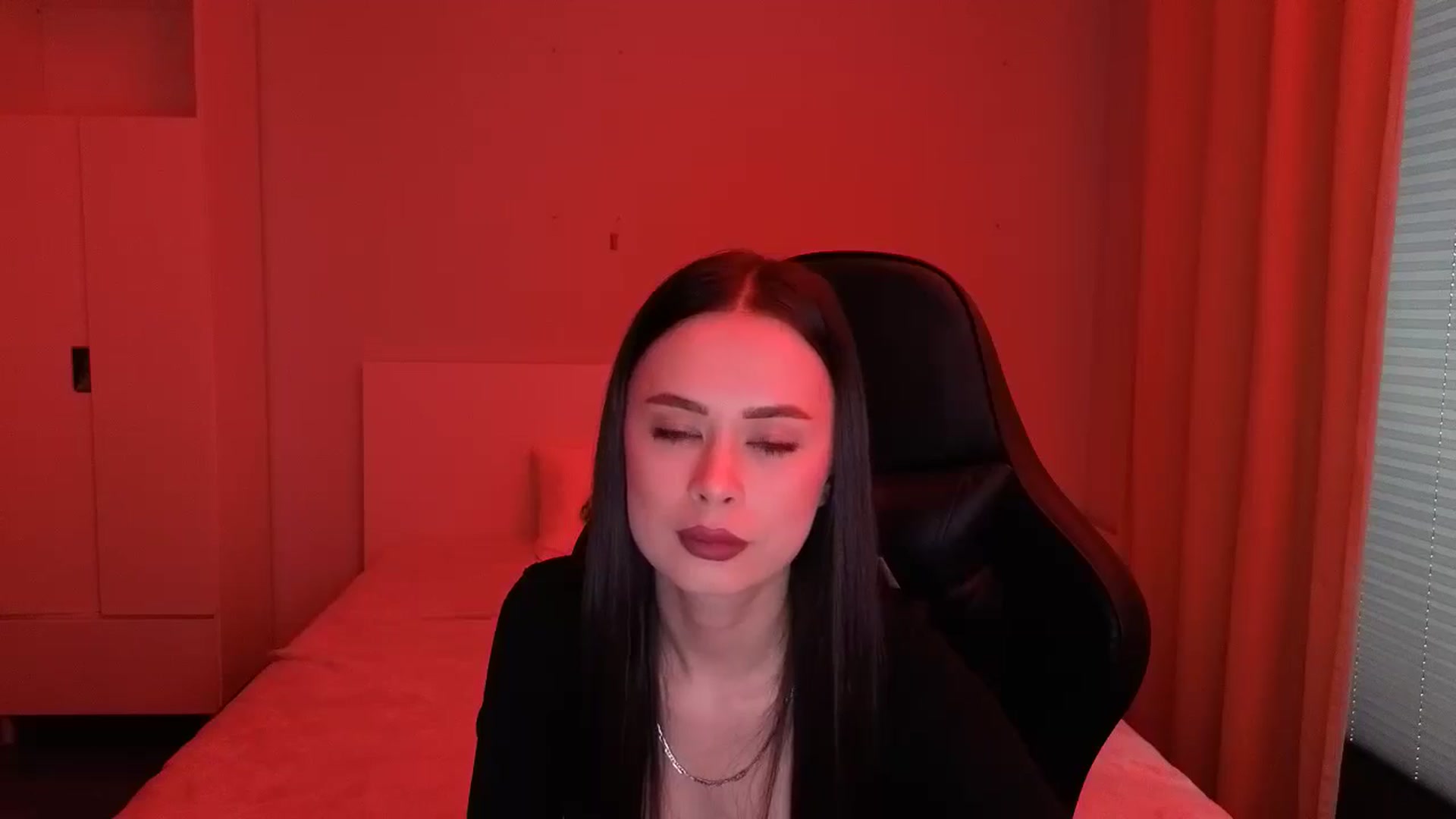Gallery image thumbnail from Emili's myfreecams stream on, 02/13/2026, 15:16 image 3 of 20