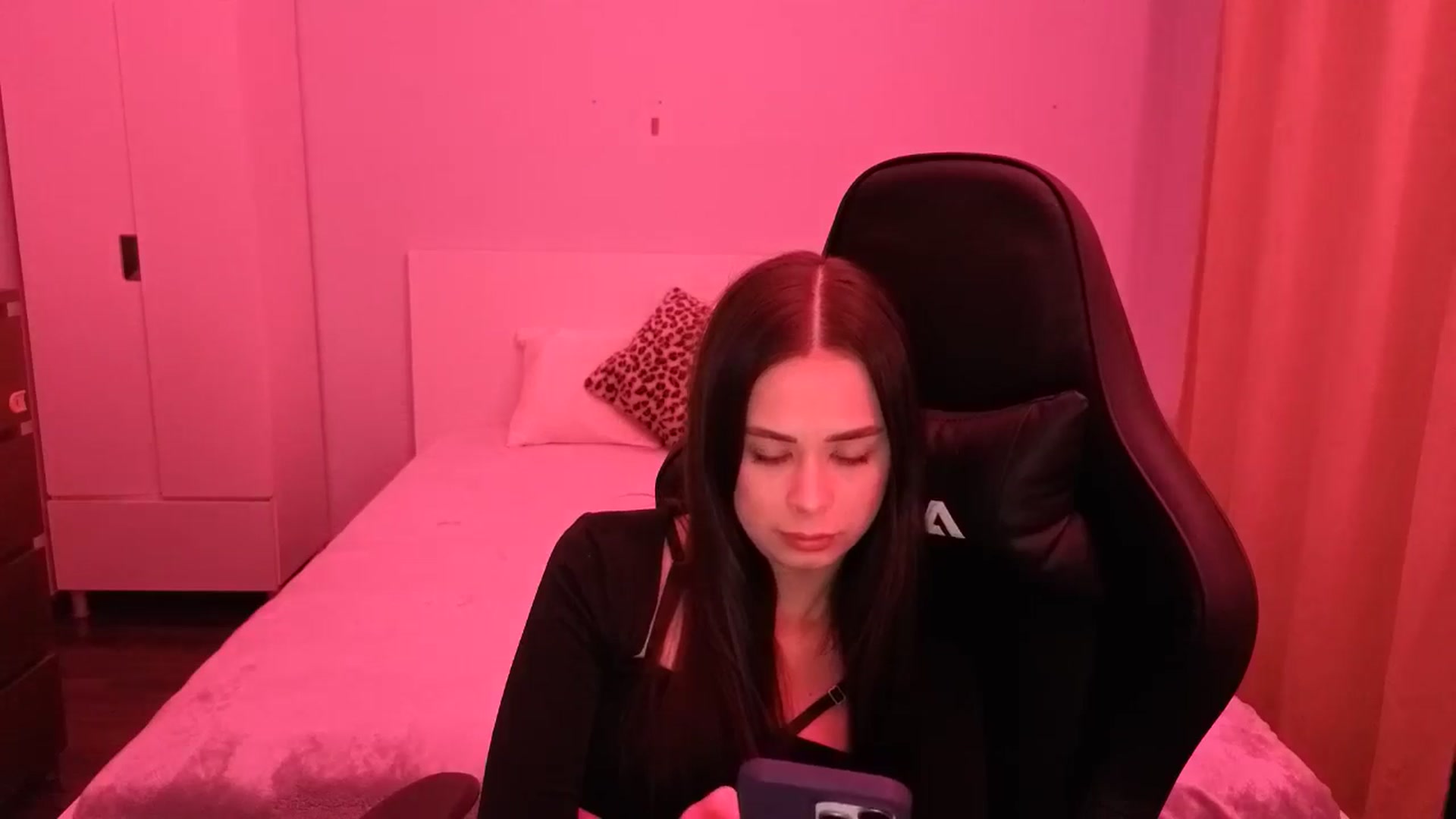 Gallery image thumbnail from Emili's myfreecams stream on, 02/16/2026, 20:50 image 2 of 20