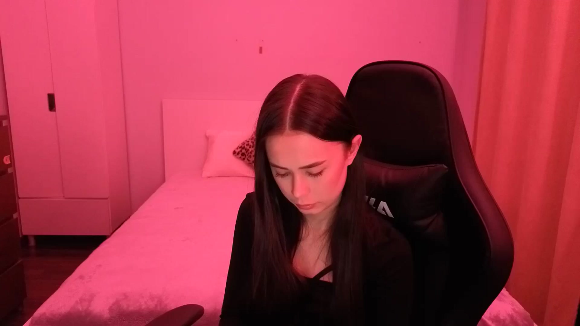 Gallery image thumbnail from Emili's myfreecams stream on, 02/16/2026, 20:50 image 12 of 20