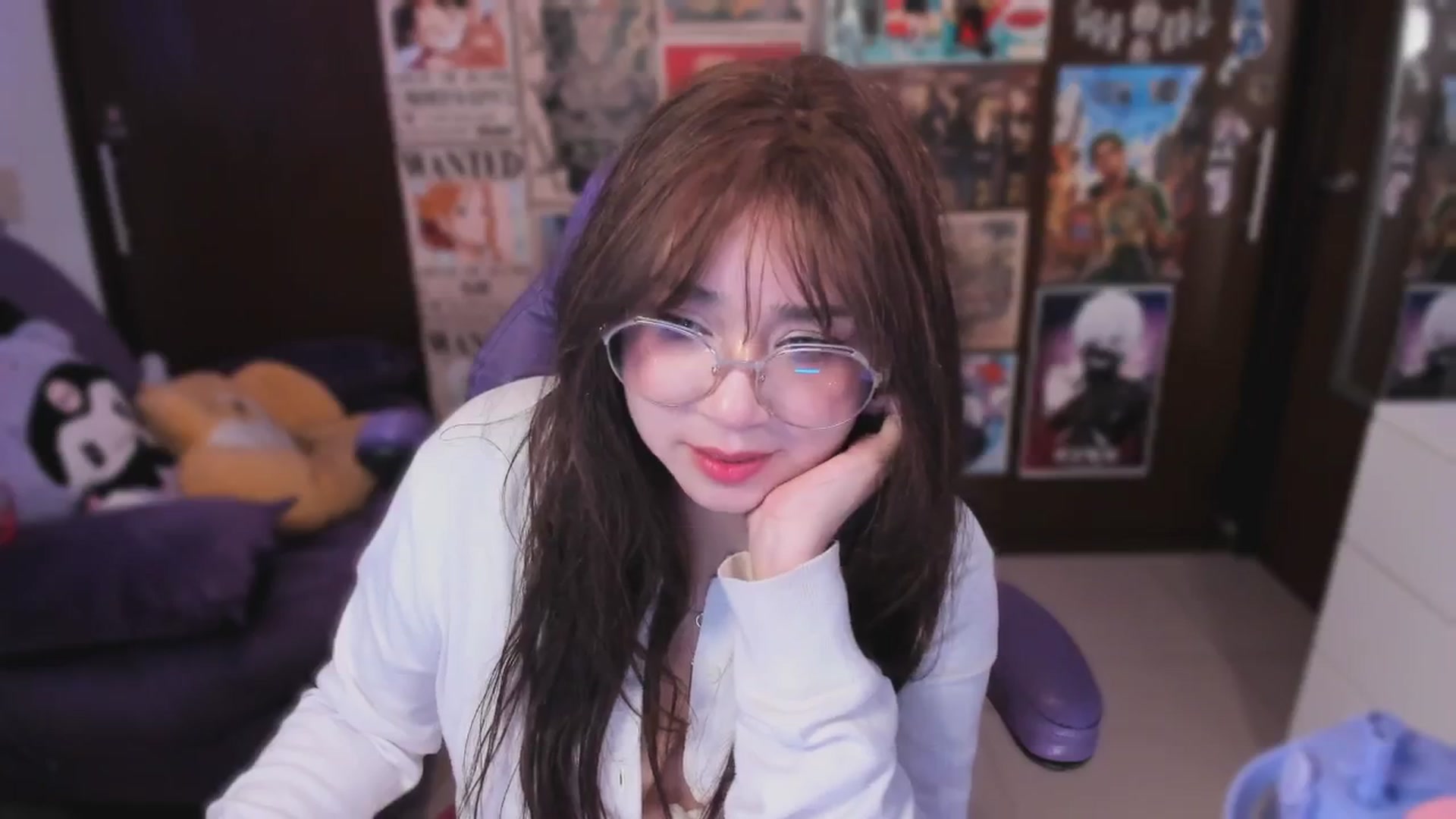 Gallery image thumbnail from Emili_cute's myfreecams stream on, 09/07/2025, 09:44 image 16 of 20