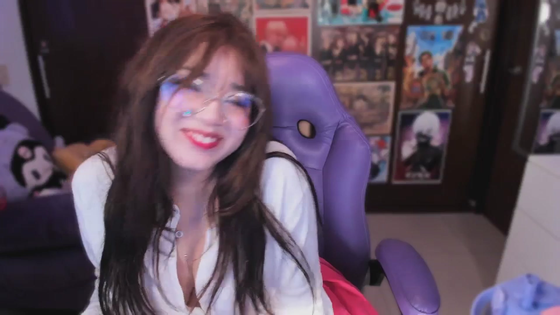 Gallery image thumbnail from Emili_cute's myfreecams stream on, 09/07/2025, 09:44 image 20 of 20