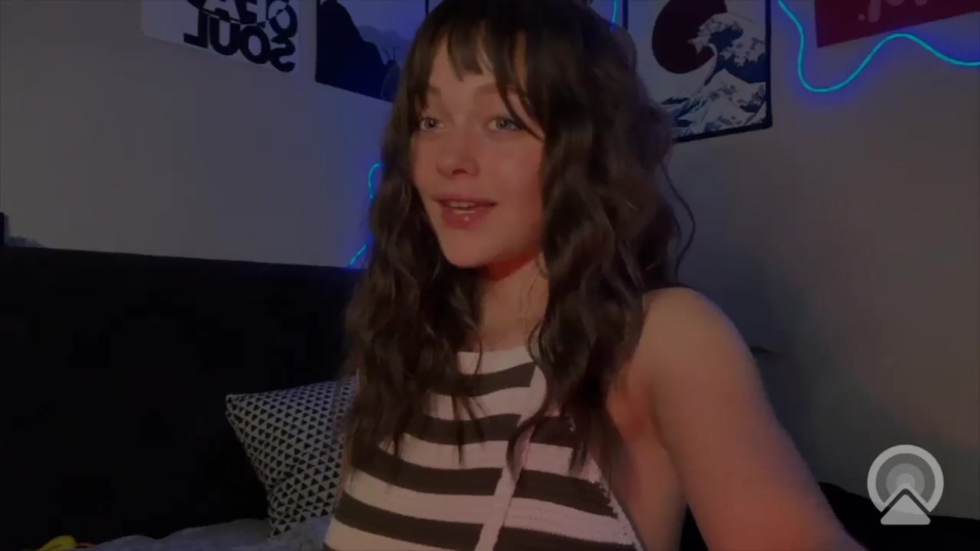 Gallery image thumbnail from Emilia0_0_7's myfreecams stream on, 02/22/2026, 01:56 image 13 of 20