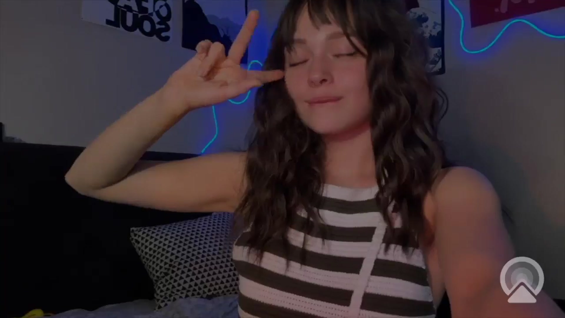 Gallery image thumbnail from Emilia0_0_7's myfreecams stream on, 02/22/2026, 01:56 image 5 of 20