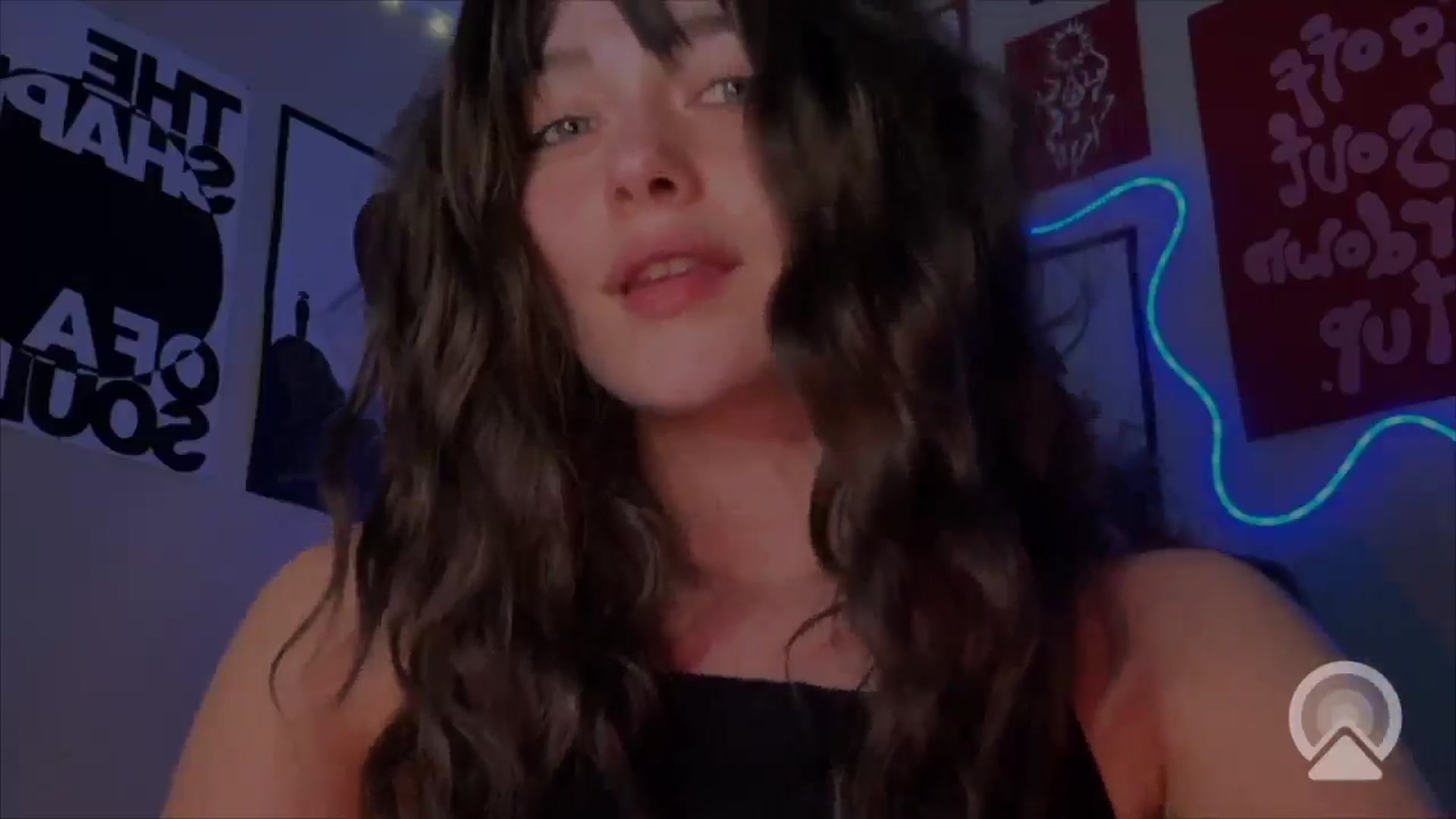 Gallery image thumbnail from Emilia0_0_7's myfreecams stream on, 02/22/2026, 20:16 image 14 of 20