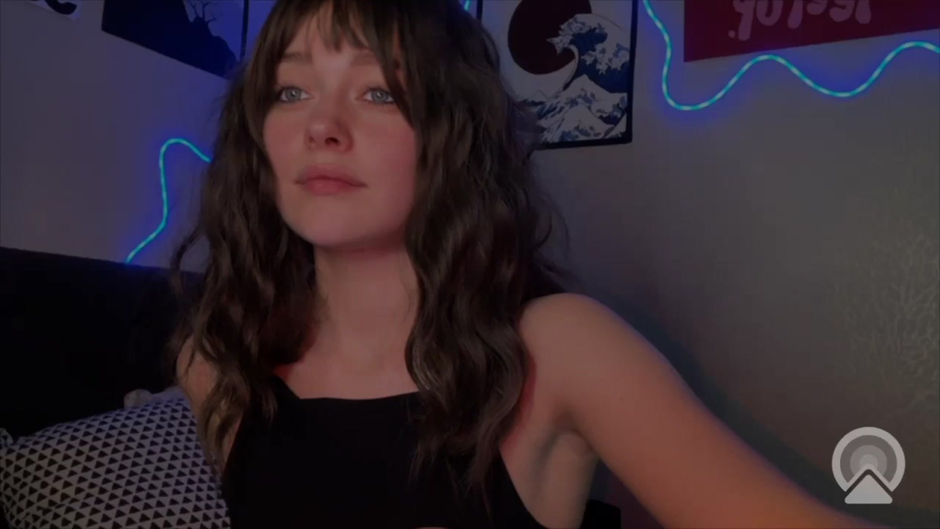Gallery image thumbnail from Emilia0_0_7's myfreecams stream on, 02/22/2026, 20:16 image 4 of 20