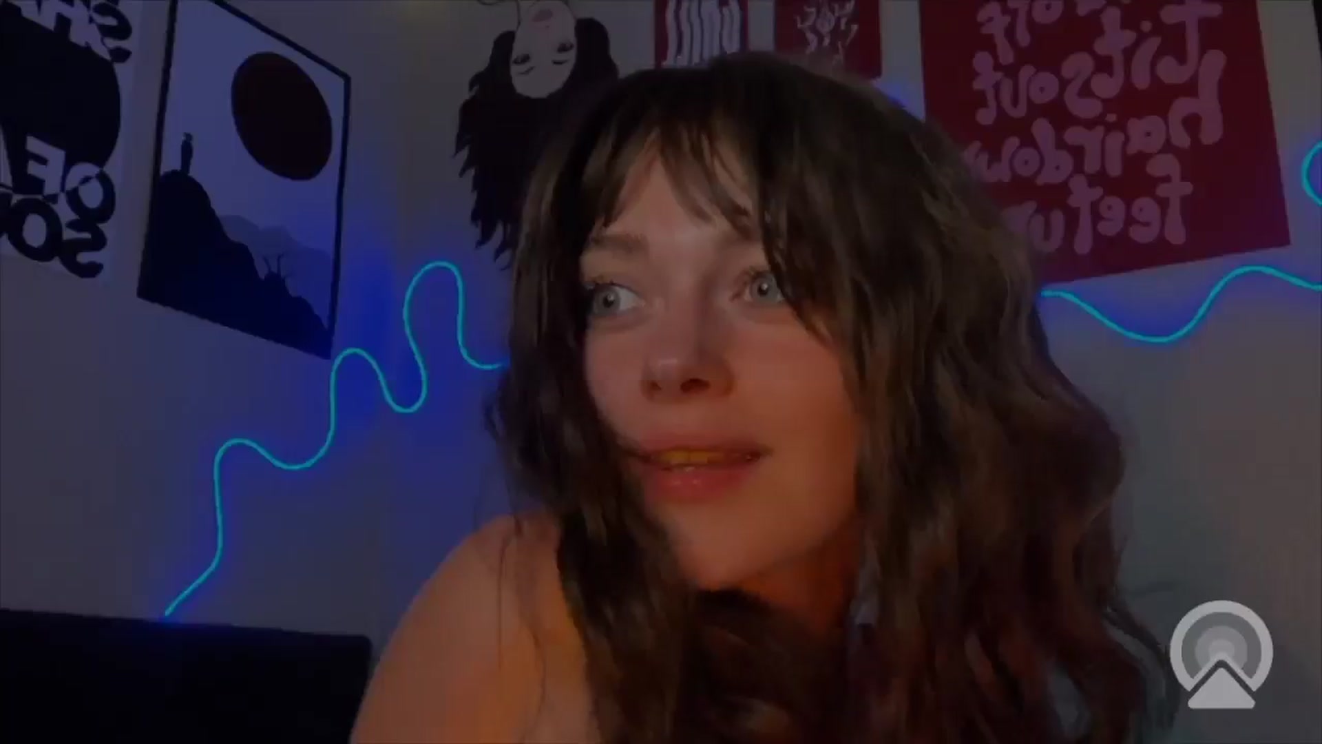 Gallery image thumbnail from Emilia0_0_7's myfreecams stream on, 02/23/2026, 24:01 image 12 of 20