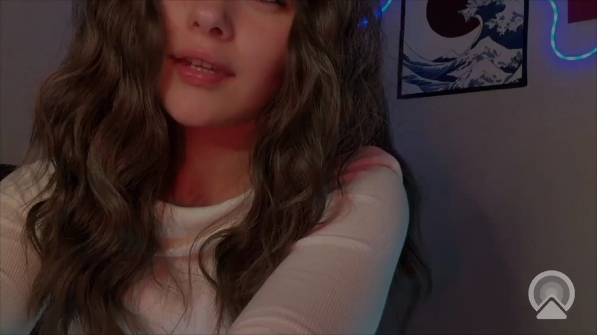 Gallery image thumbnail from Emilia0_0_7's myfreecams stream on, 02/24/2026, 24:14 image 5 of 20