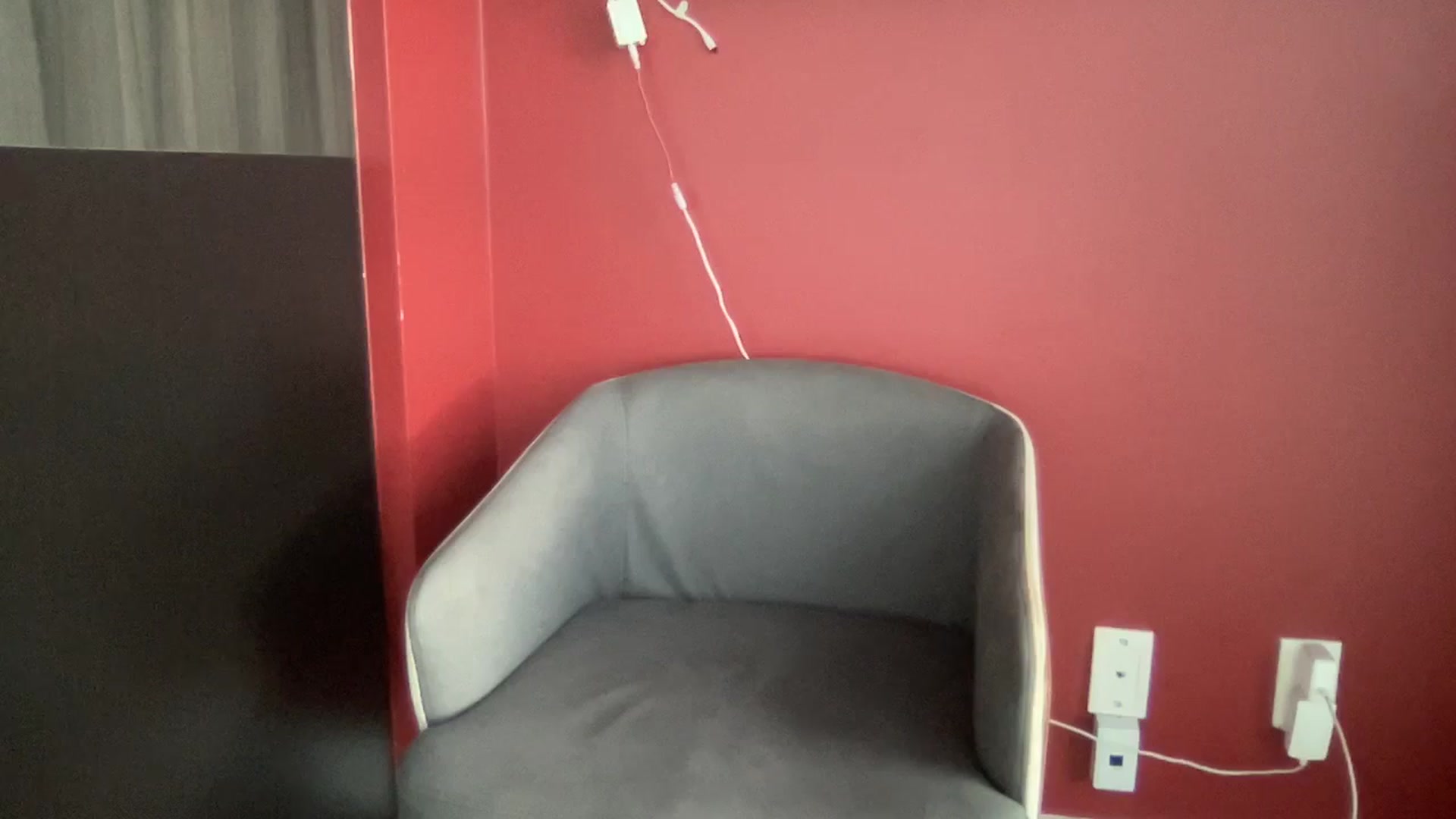Gallery image thumbnail from EmiliaBrooks's myfreecams stream on, 05/28/2024, 22:41 image 17 of 20