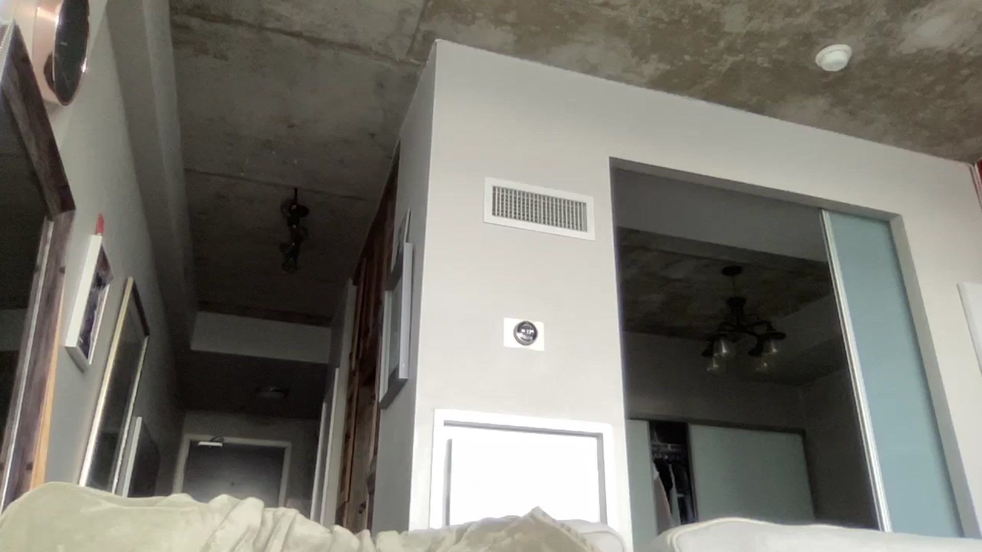 Gallery image thumbnail from EmiliaBrooks's myfreecams stream on, 05/28/2024, 22:41 image 14 of 20