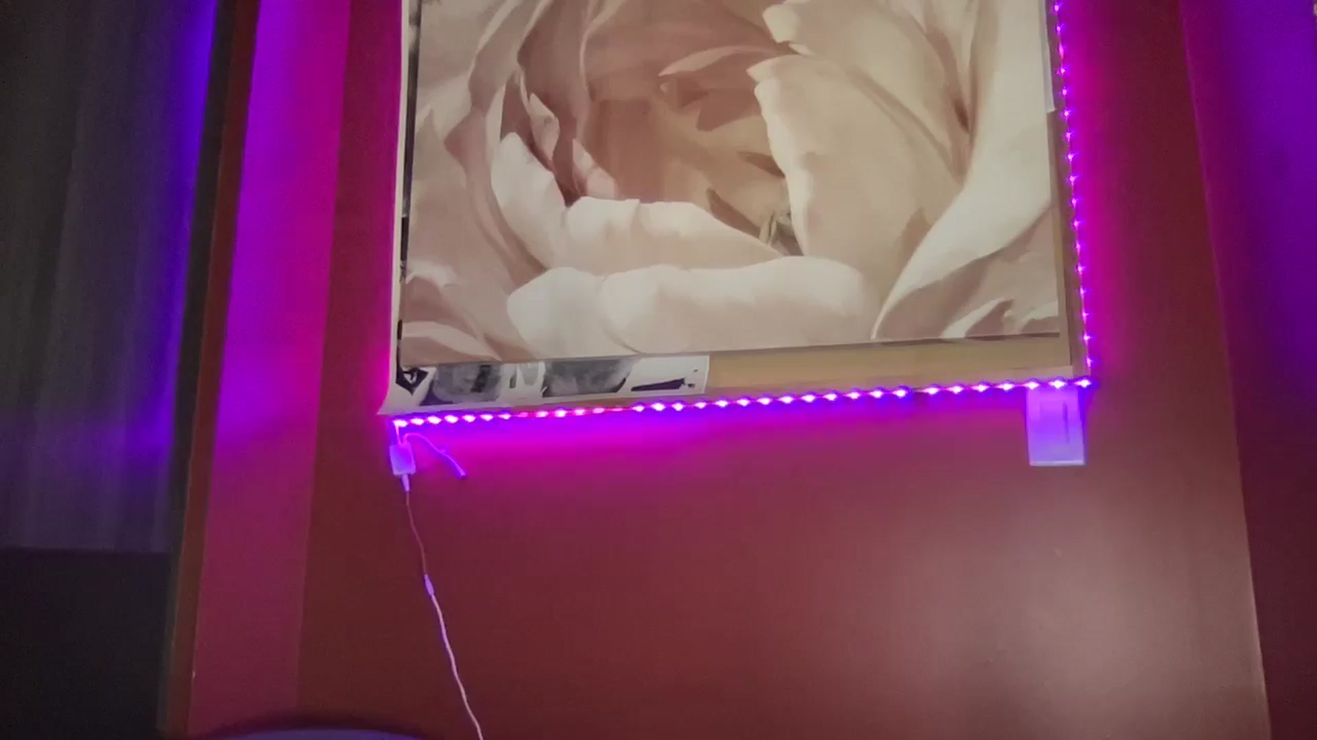 Gallery image thumbnail from EmiliaBrooks's myfreecams stream on, 07/30/2024, 02:19 image 20 of 20