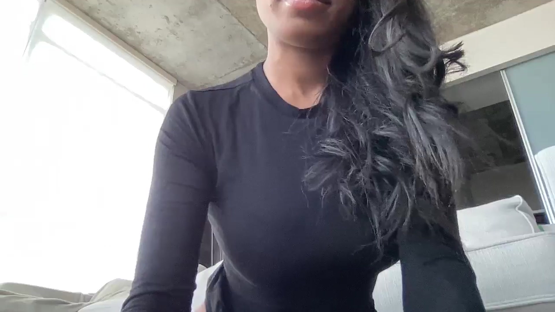 Gallery image thumbnail from EmiliaBrooks's myfreecams stream on, 10/11/2024, 17:21 image 11 of 20