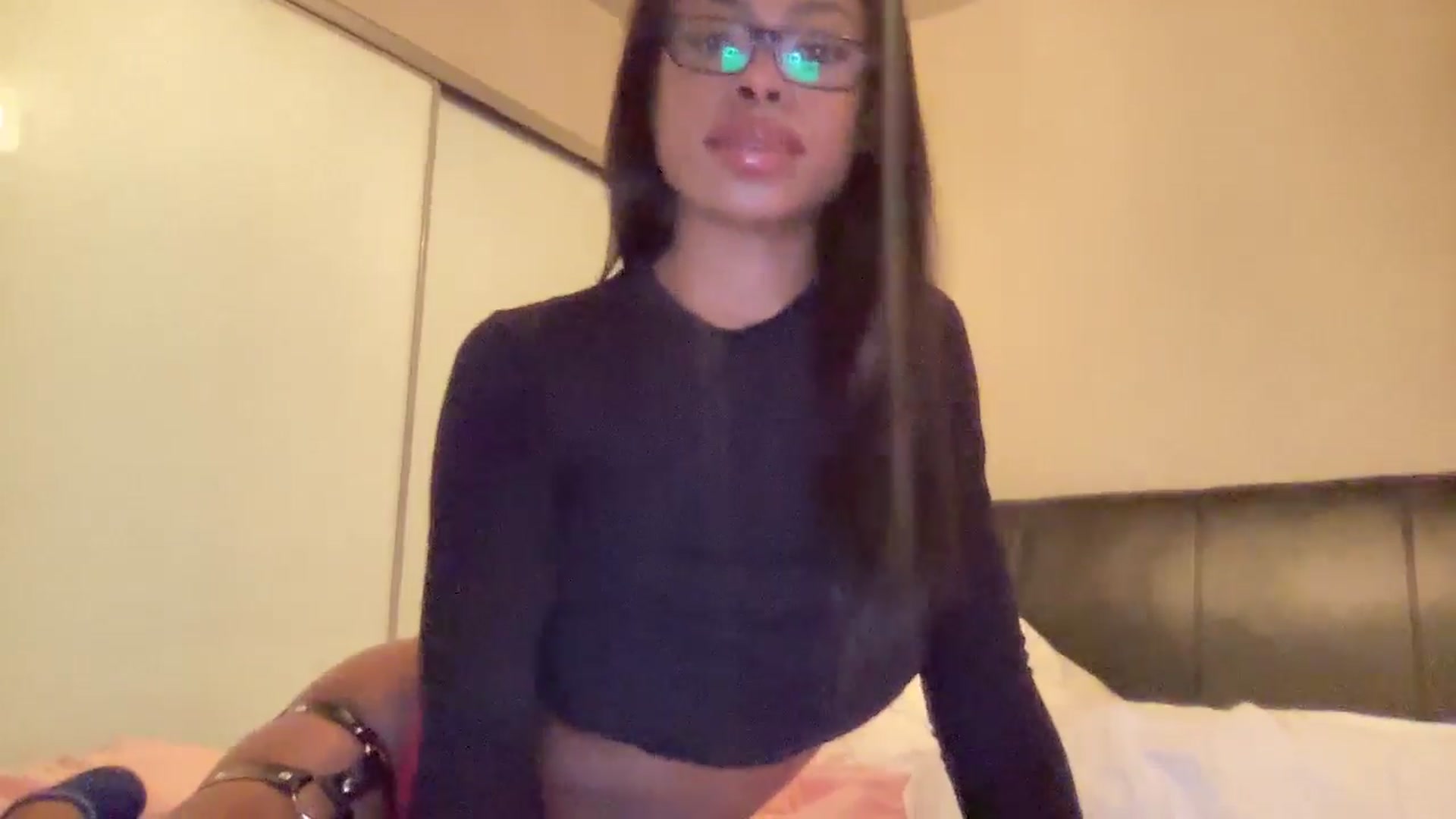 Gallery image thumbnail from EmiliaBrooks's myfreecams stream on, 10/30/2024, 02:10 image 14 of 20
