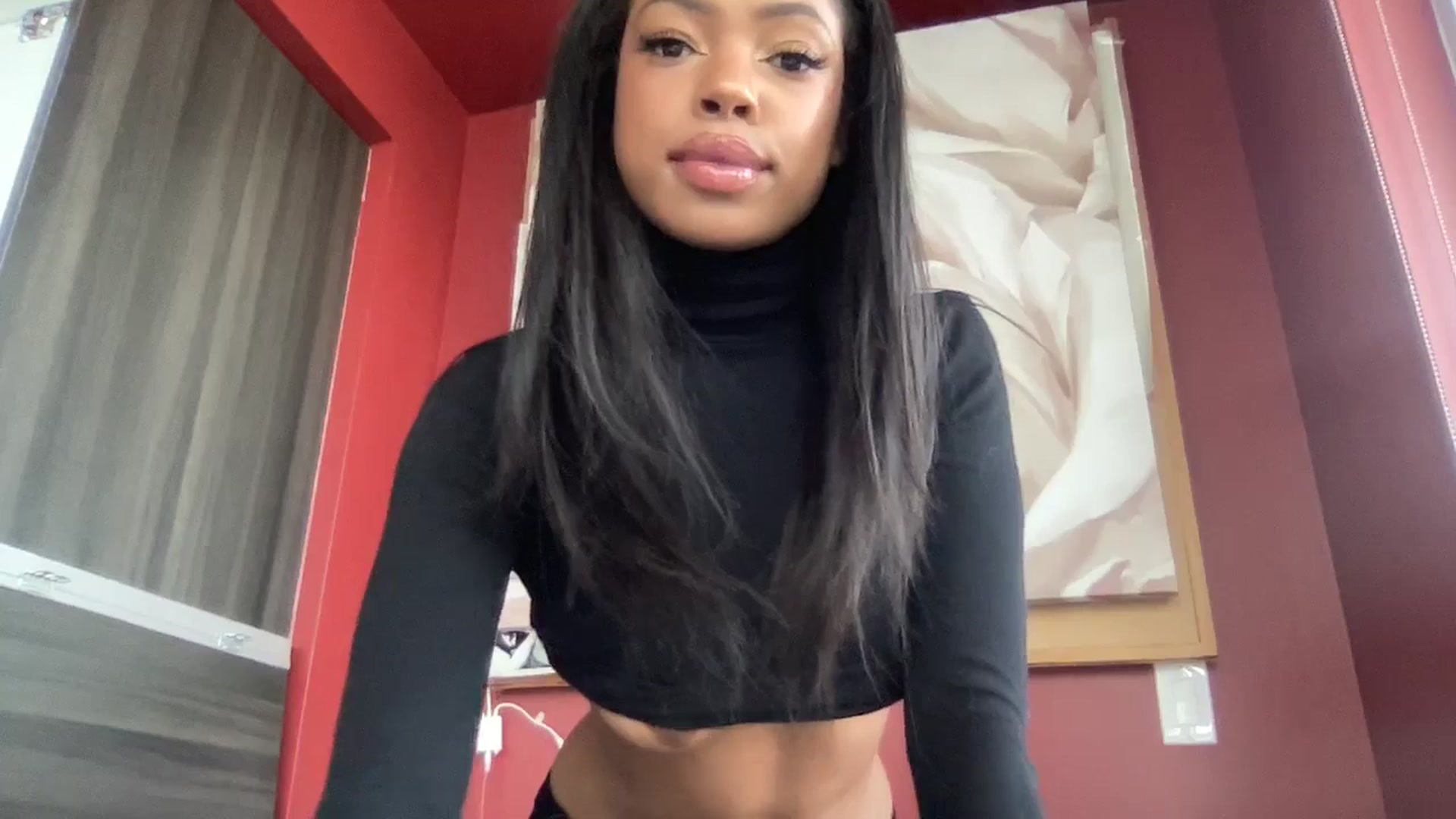 Gallery image thumbnail from EmiliaBrooks's myfreecams stream on, 02/26/2025, 22:33 image 16 of 20