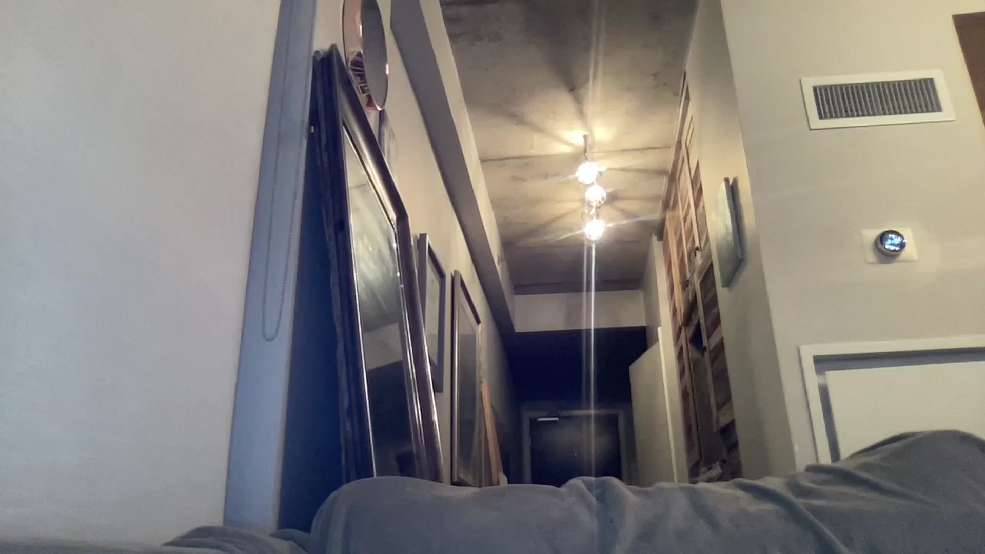 Gallery image thumbnail from EmiliaBrooks's myfreecams stream on, 03/27/2025, 02:44 image 10 of 20