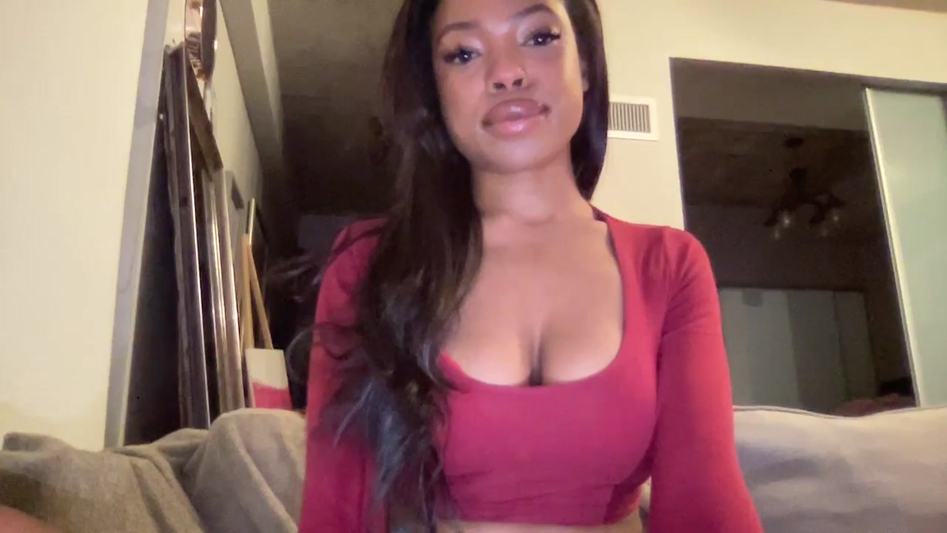 Gallery image thumbnail from EmiliaBrooks's myfreecams stream on, 04/01/2025, 01:58 image 8 of 20