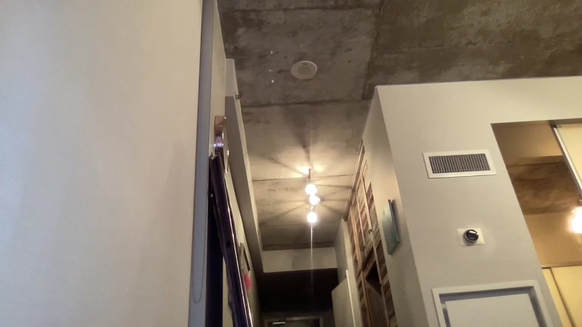 Gallery image thumbnail from EmiliaBrooks's myfreecams stream on, 06/15/2025, 06:18 image 6 of 20