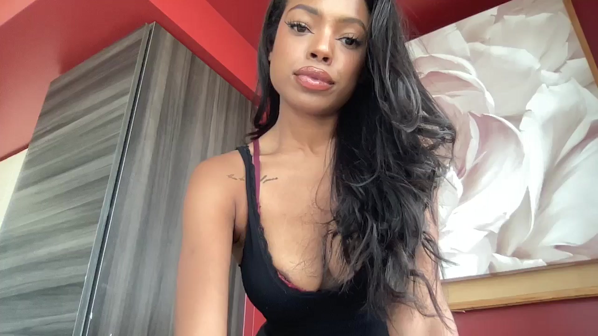 Gallery image thumbnail from EmiliaBrooks's myfreecams stream on, 07/02/2025, 22:38 image 3 of 20