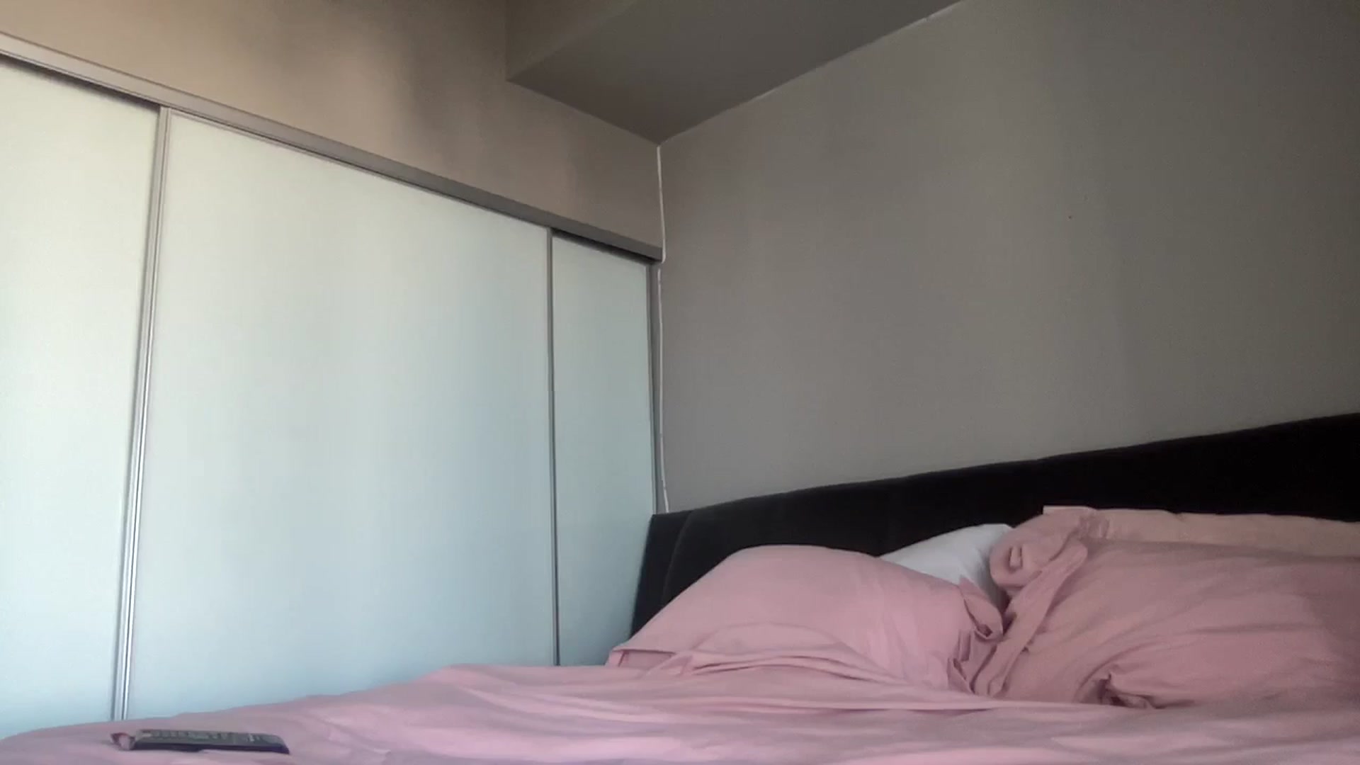 Gallery image thumbnail from EmiliaBrooks's myfreecams stream on, 08/25/2025, 22:51 image 3 of 20