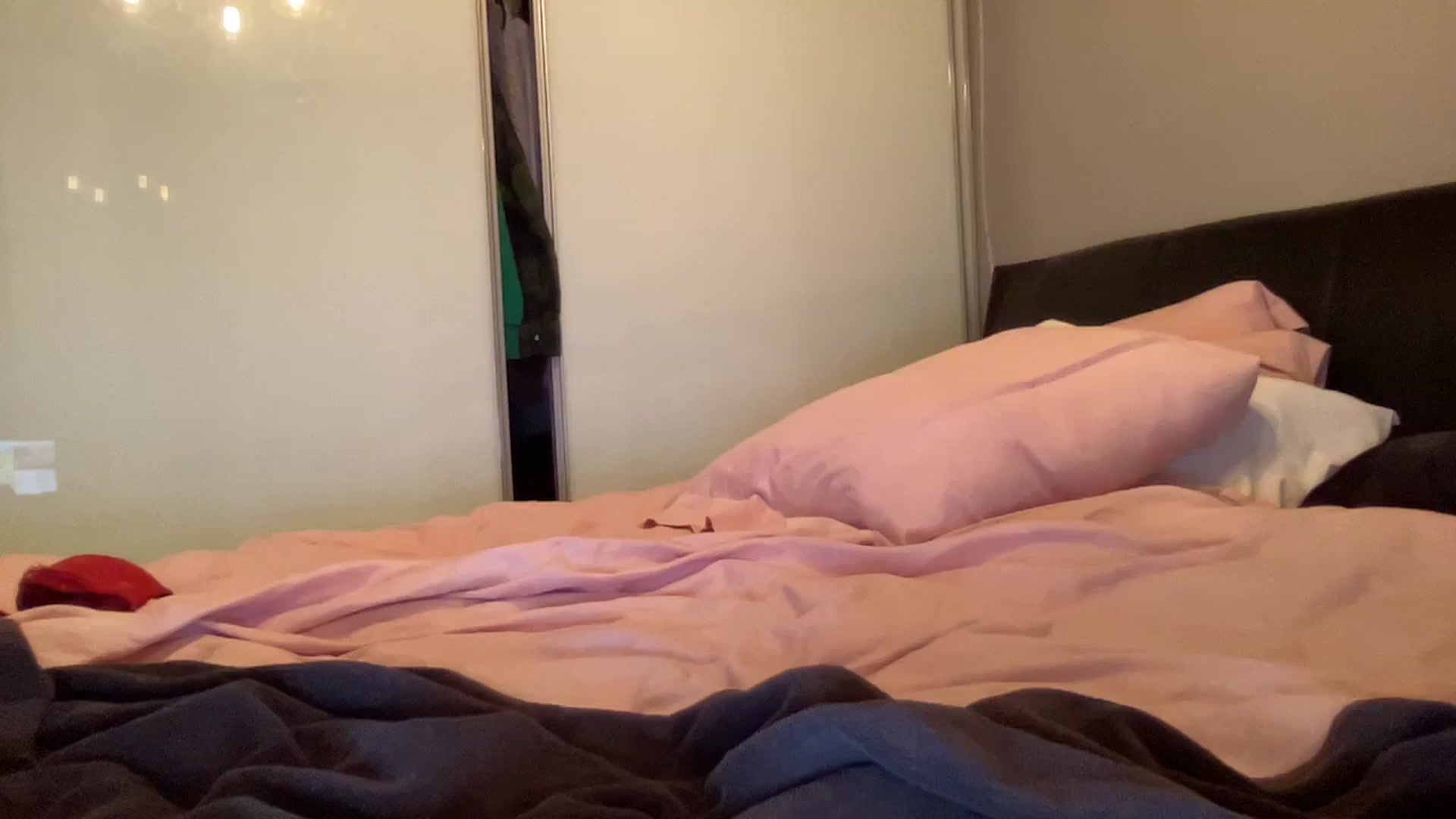Gallery image thumbnail from EmiliaBrooks's myfreecams stream on, 11/30/2025, 04:36 image 4 of 20
