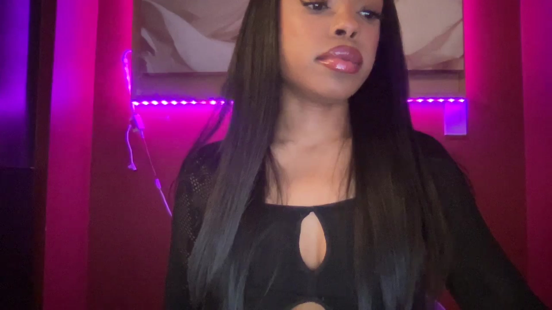 Gallery image thumbnail from EmiliaBrooks's myfreecams stream on, 12/30/2025, 02:21 image 13 of 20