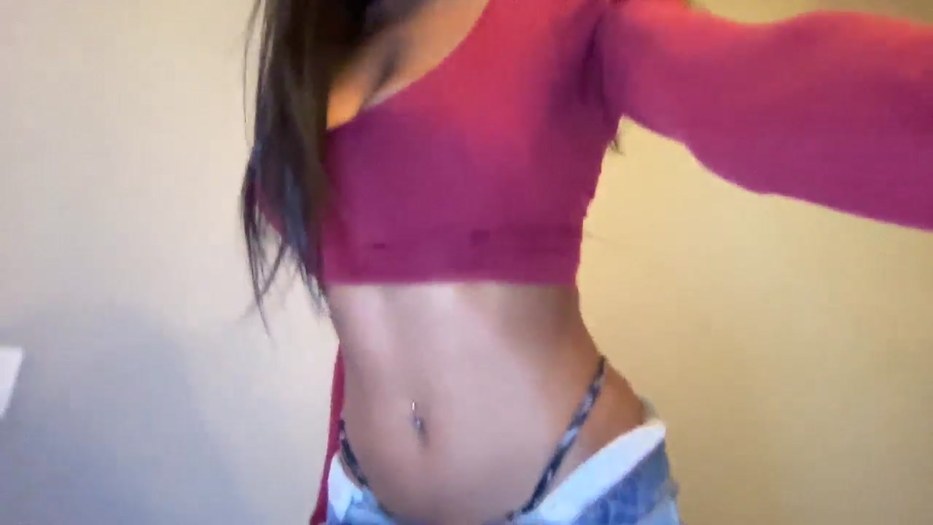 Gallery image thumbnail from EmiliaBrooks's myfreecams stream on, 12/31/2025, 01:09 image 14 of 20