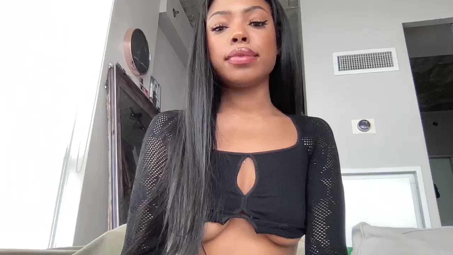 Gallery image thumbnail from EmiliaBrooks's myfreecams stream on, 12/31/2025, 16:13 image 20 of 20