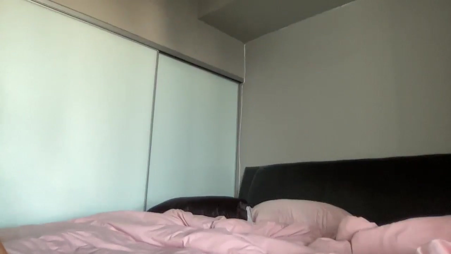 Gallery image thumbnail from EmiliaBrooks's myfreecams stream on, 02/26/2026, 21:09 image 17 of 20