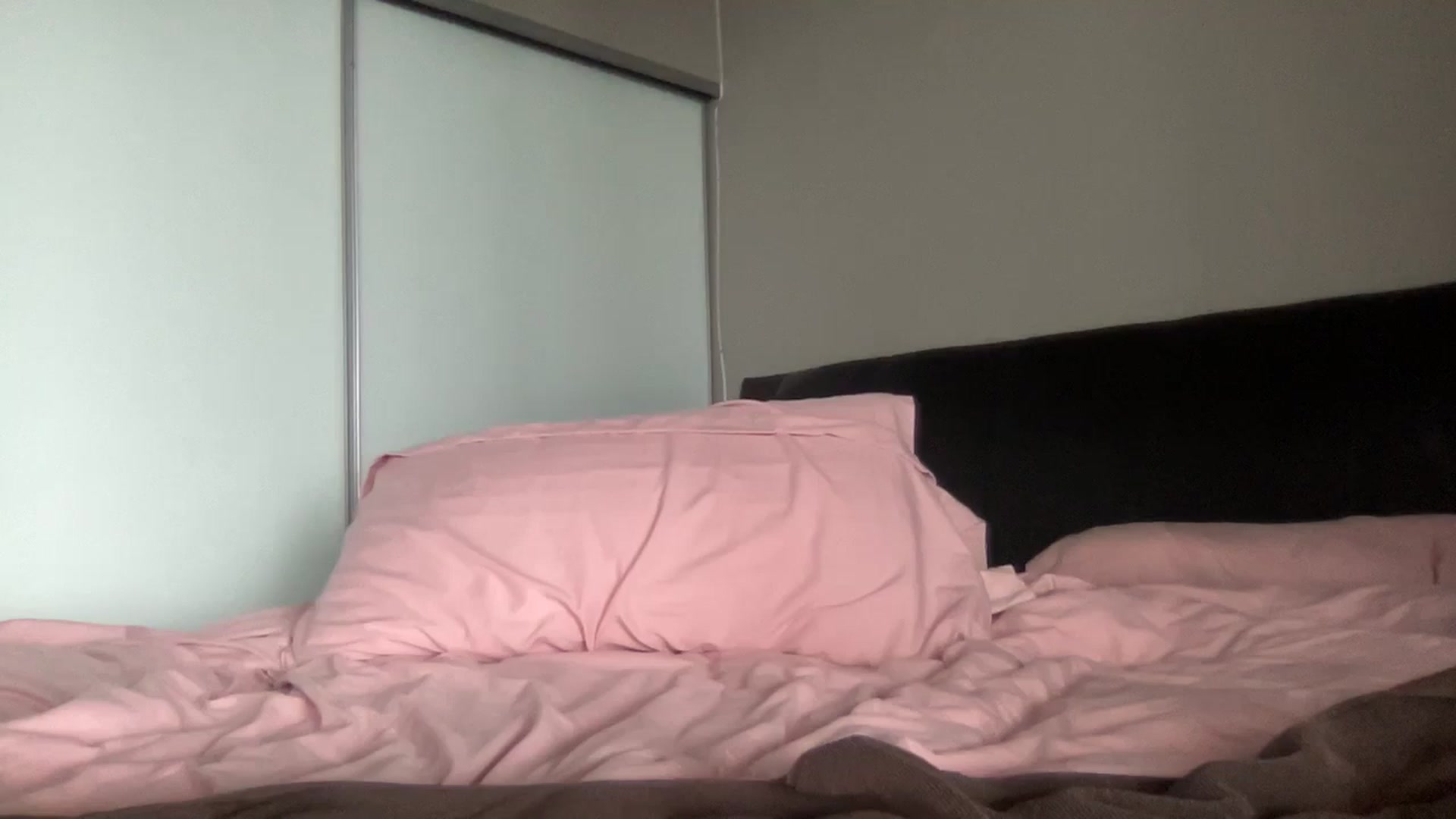 Gallery image thumbnail from EmiliaBrooks's myfreecams stream on, 03/20/2026, 17:01 image 2 of 20