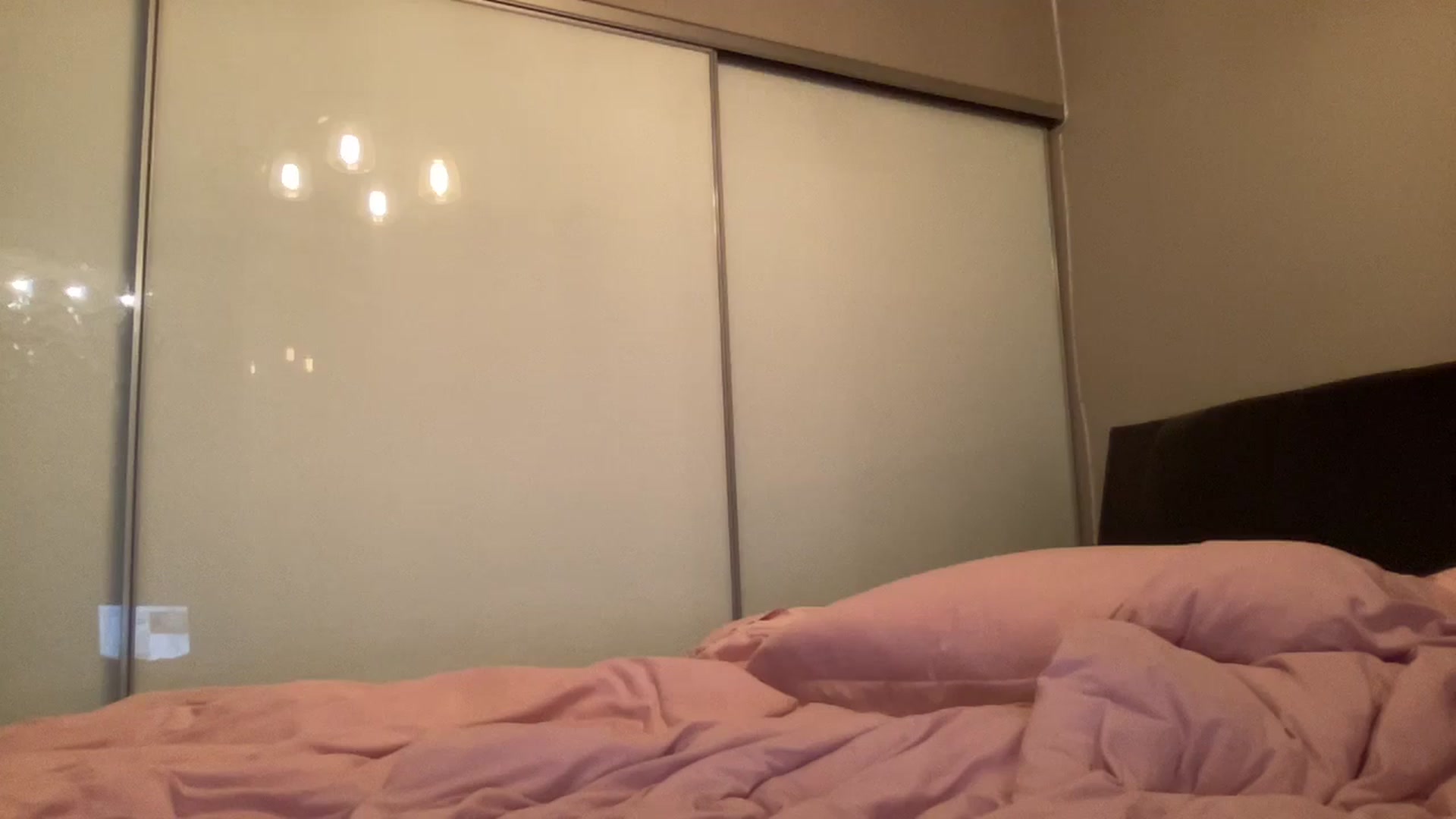 Gallery image thumbnail from EmiliaBrooks's myfreecams stream on, 04/28/2026, 05:21 image 13 of 20