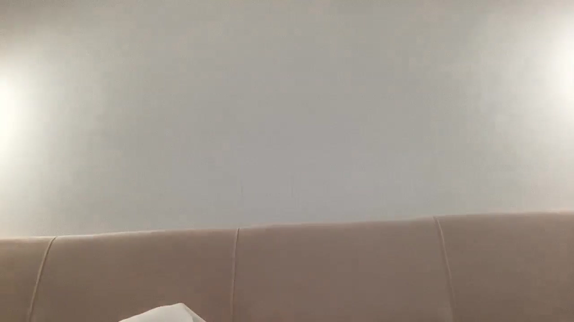 Gallery image thumbnail from EmiliaBrooks's myfreecams stream on, 04/29/2026, 22:42 image 17 of 20