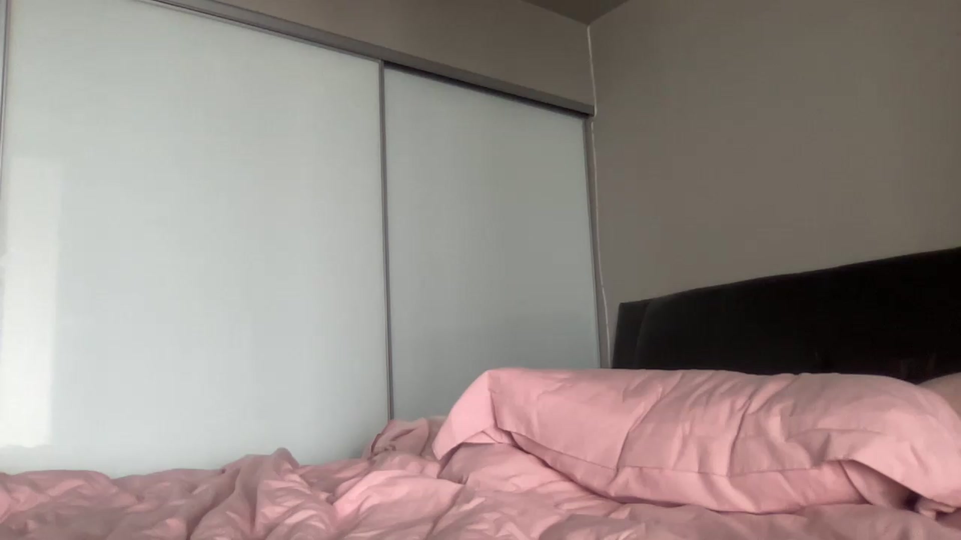 Gallery image thumbnail from EmiliaBrooks's myfreecams stream on, 05/14/2026, 17:39 image 2 of 20