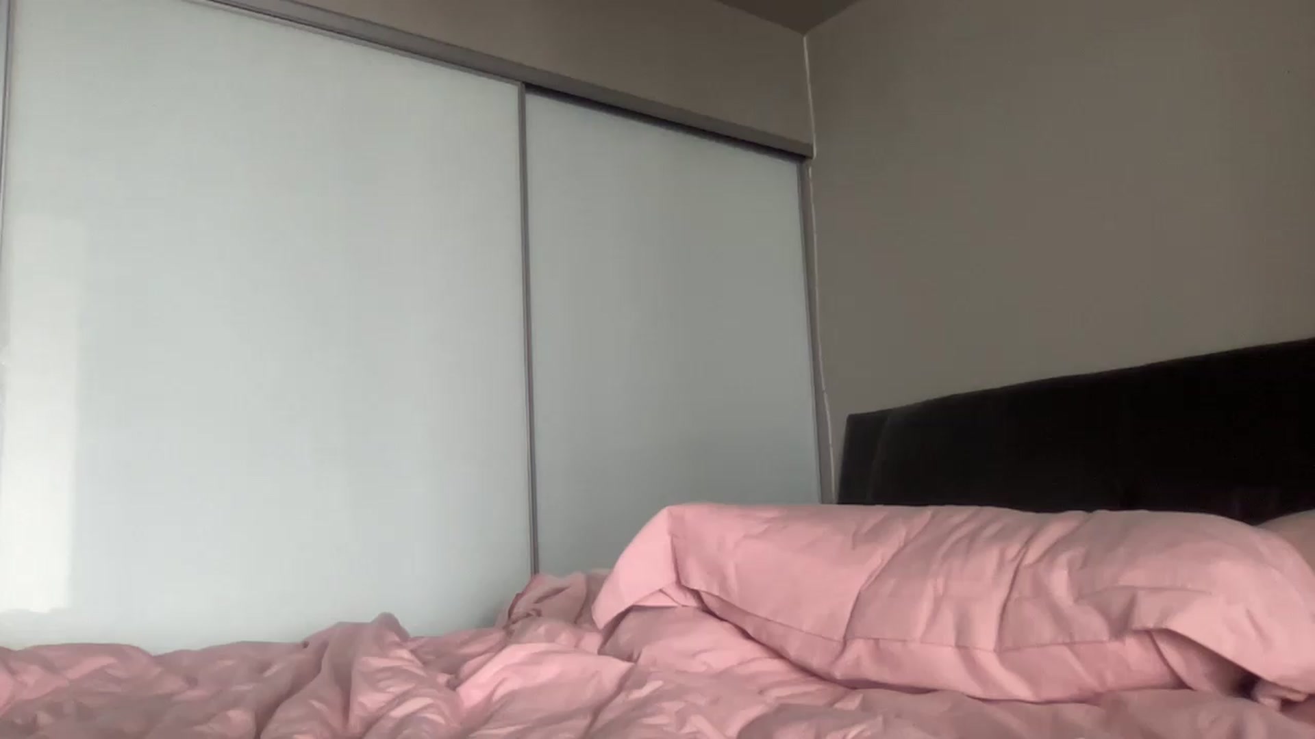 Gallery image thumbnail from EmiliaBrooks's myfreecams stream on, 05/14/2026, 17:39 image 3 of 20