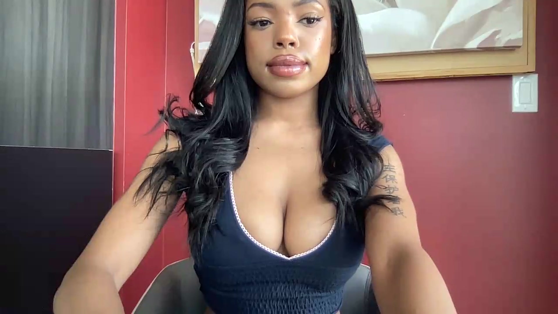 Gallery image thumbnail from EmiliaBrooks's myfreecams stream on, 06/15/2026, 21:59 image 10 of 20