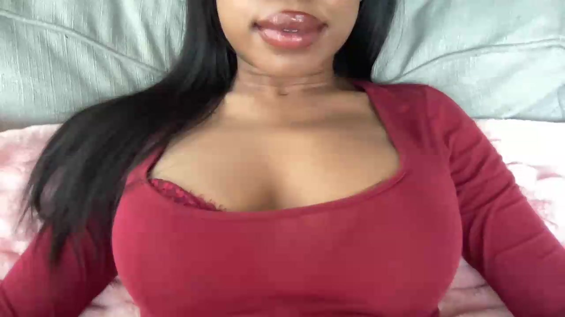 Gallery image thumbnail from EmiliaBrooks's myfreecams stream on, 06/30/2026, 23:50 image 4 of 20