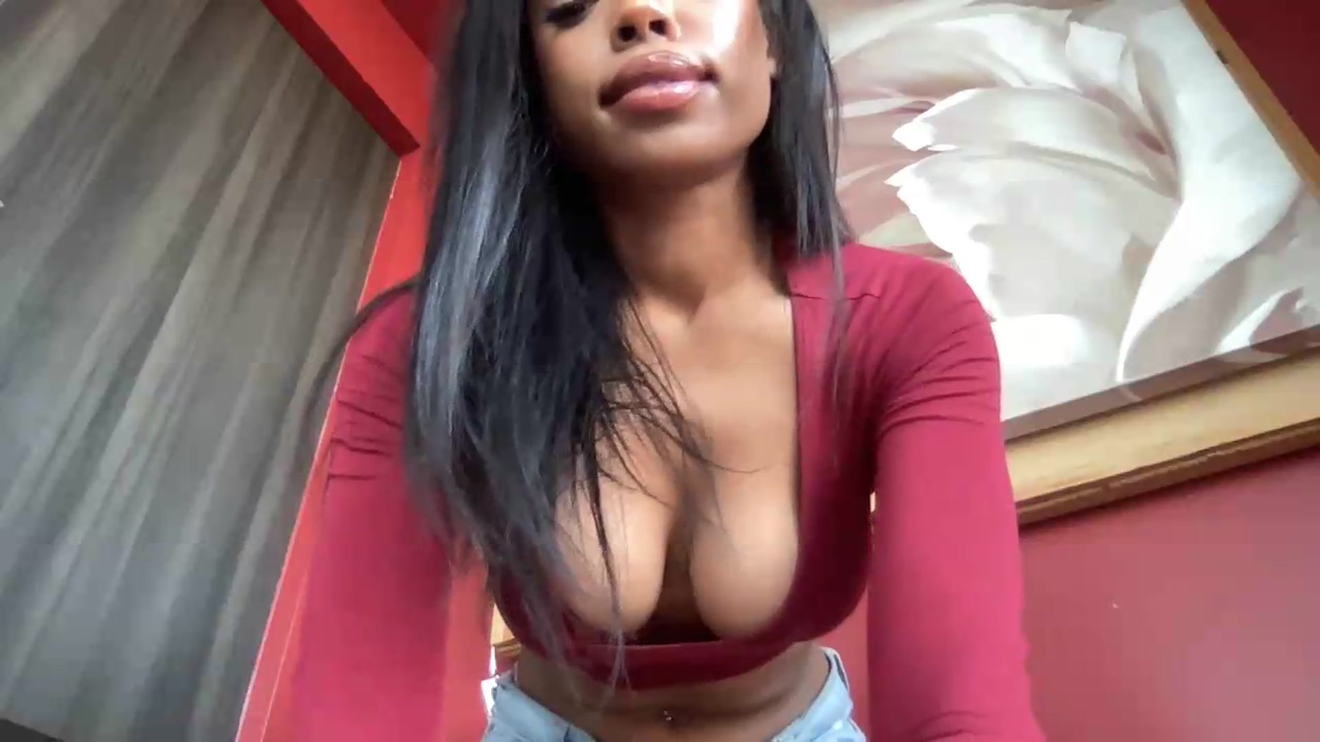 Gallery image thumbnail from EmiliaBrooks's myfreecams stream on, 06/30/2026, 23:50 image 16 of 20