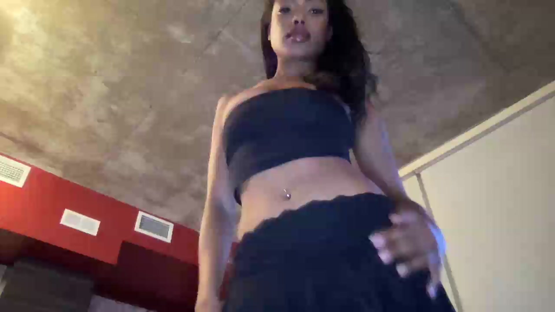 Gallery image thumbnail from EmiliaBrooks's myfreecams stream on, 07/16/2026, 02:02 image 1 of 20