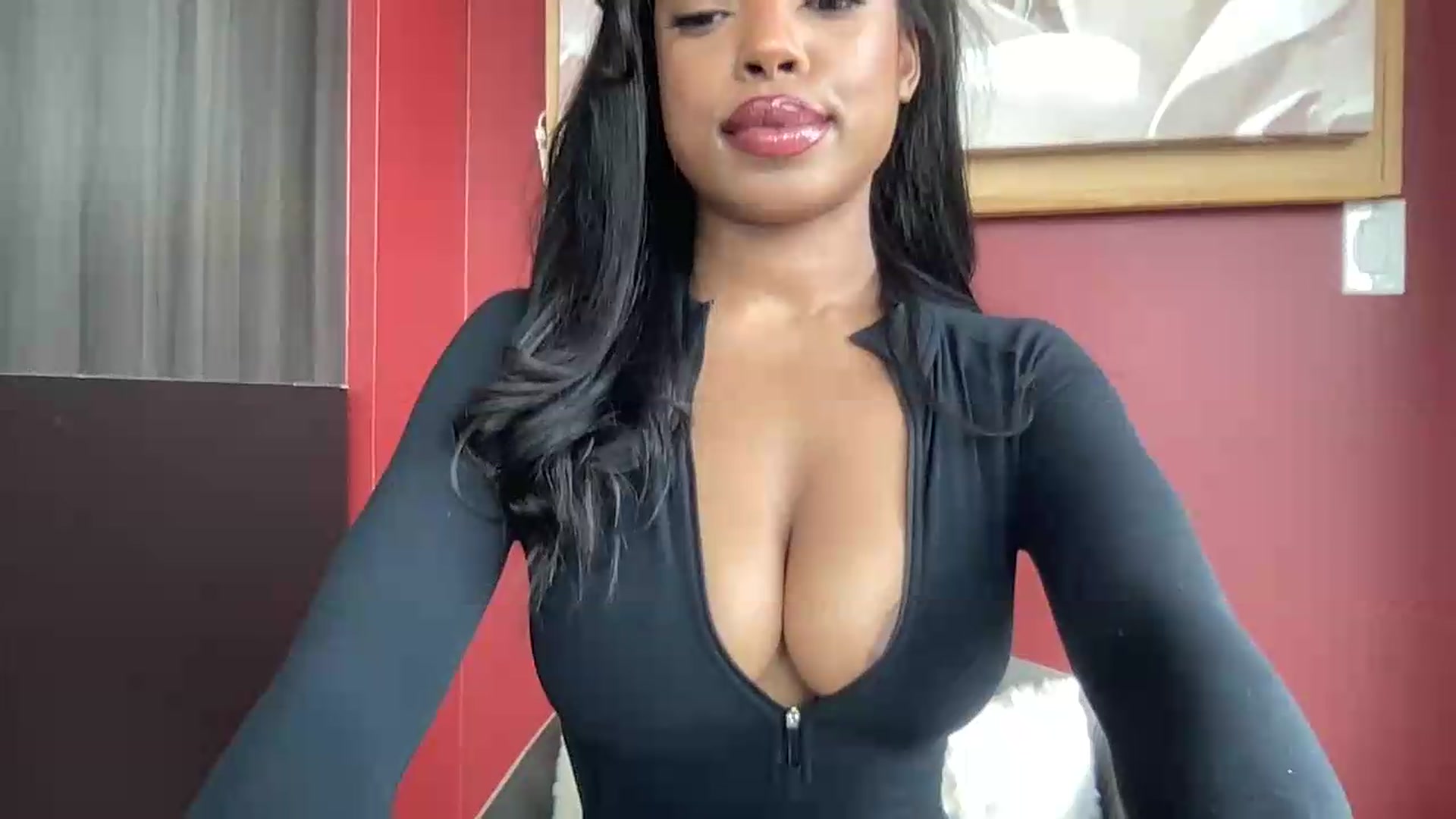 Gallery image thumbnail from EmiliaBrooks's myfreecams stream on, 07/22/2026, 17:59 image 13 of 20