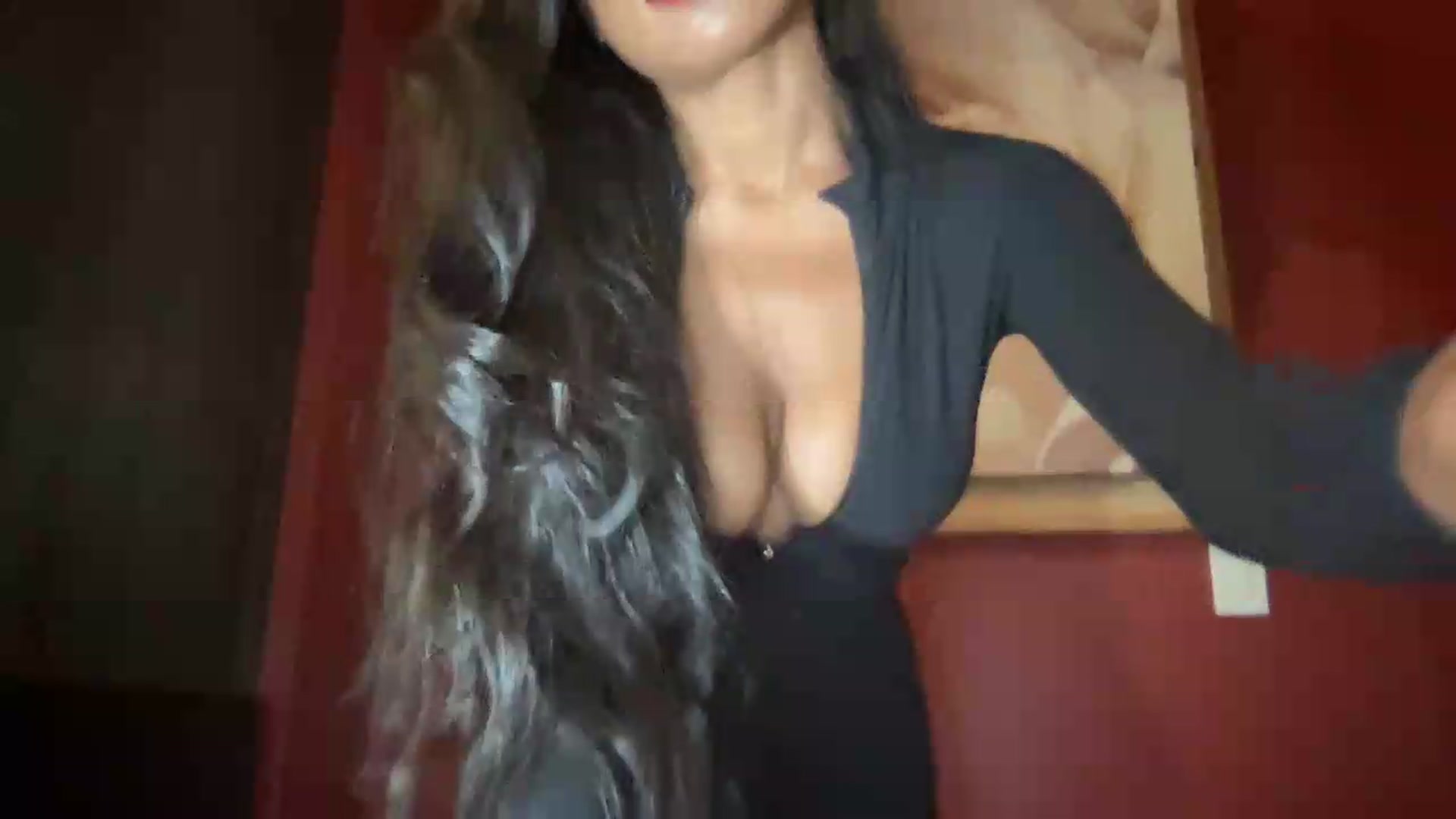 Gallery image thumbnail from EmiliaBrooks's myfreecams stream on, 09/01/2026, 02:16 image 13 of 20