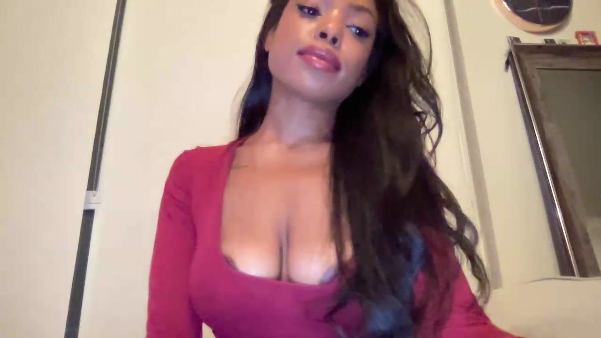 Gallery image thumbnail from EmiliaBrooks's myfreecams stream on, 09/05/2026, 01:49 image 12 of 20