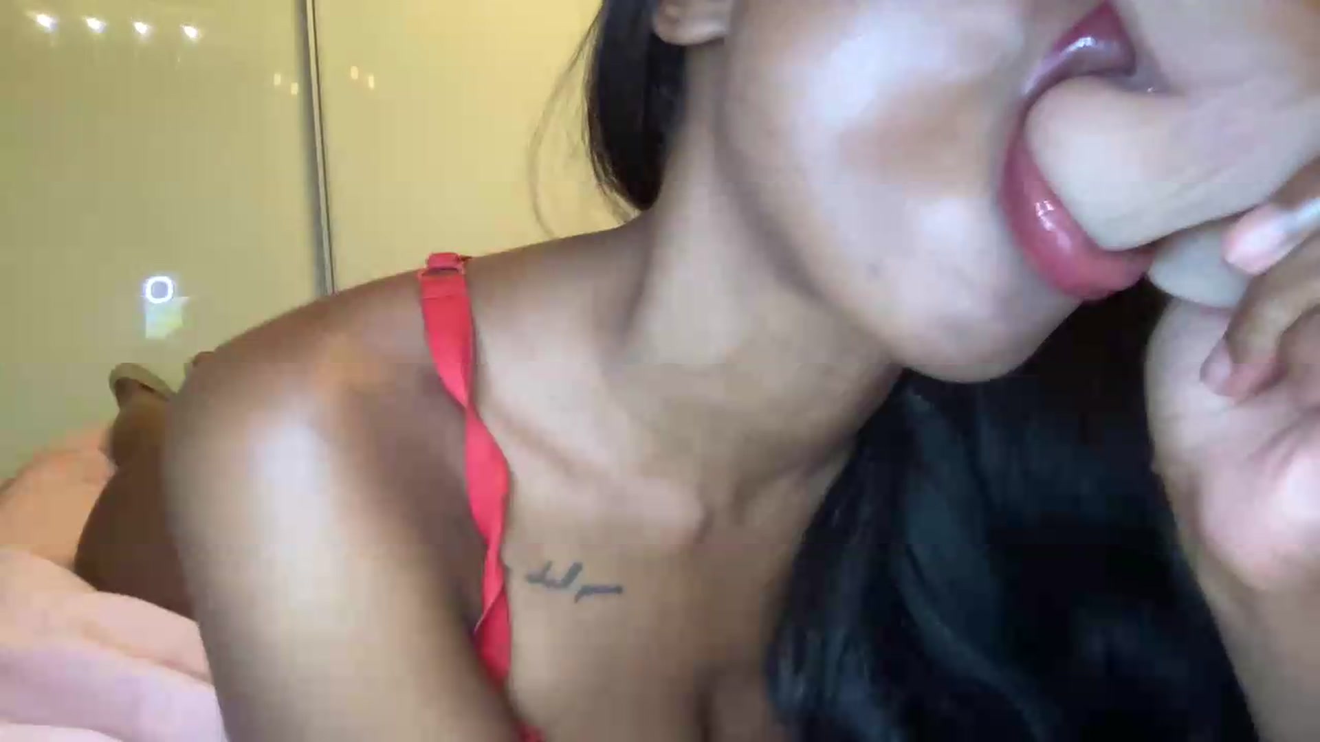 Gallery image thumbnail from EmiliaBrooks's myfreecams stream on, 09/05/2026, 04:55 image 20 of 20