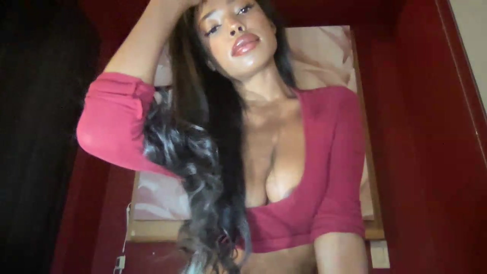 Gallery image thumbnail from EmiliaBrooks's myfreecams stream on, 09/14/2026, 02:27 image 6 of 20