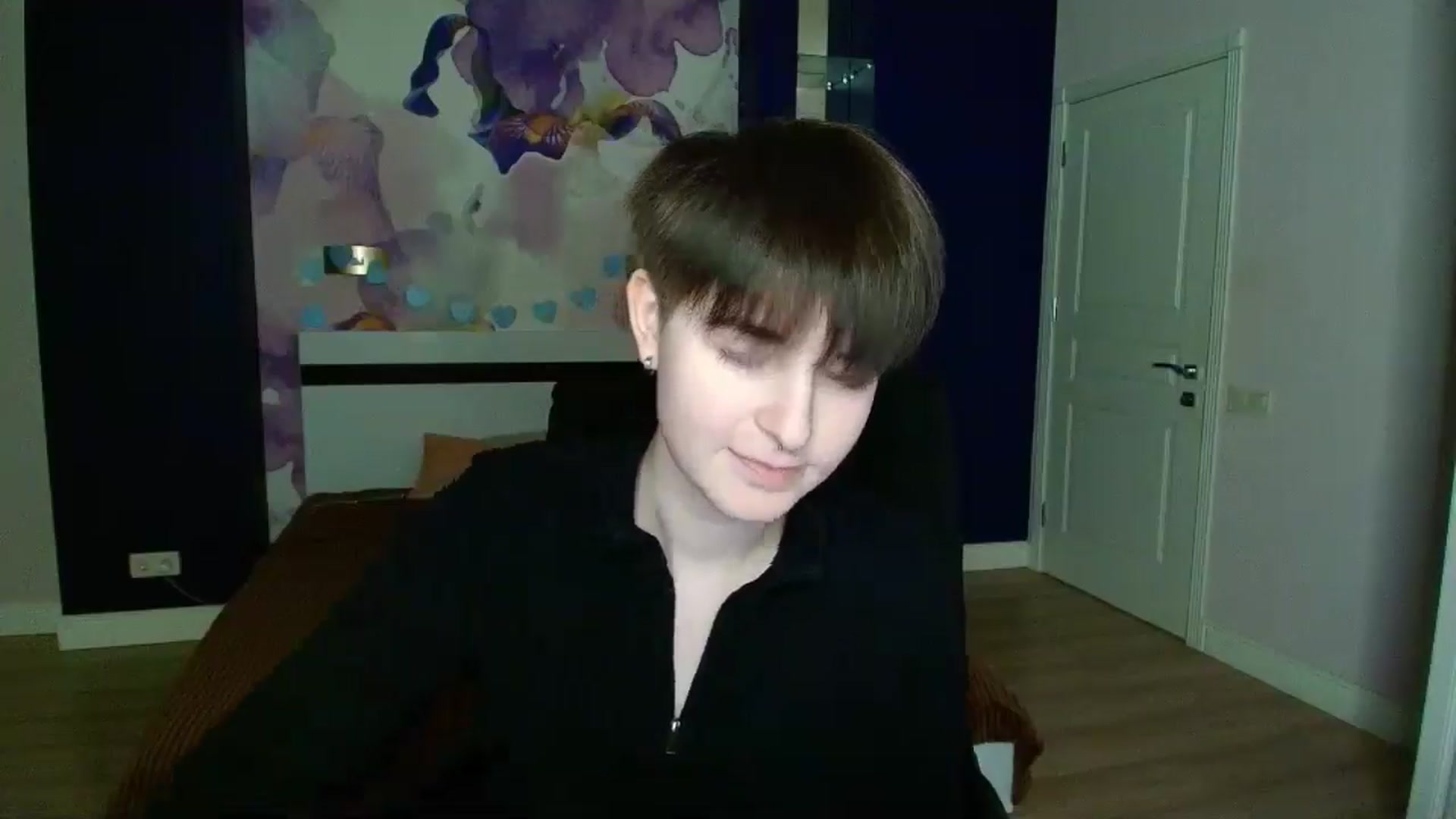 Gallery image thumbnail from EmiliaYours's myfreecams stream on, 03/09/2025, 17:50 image 6 of 20