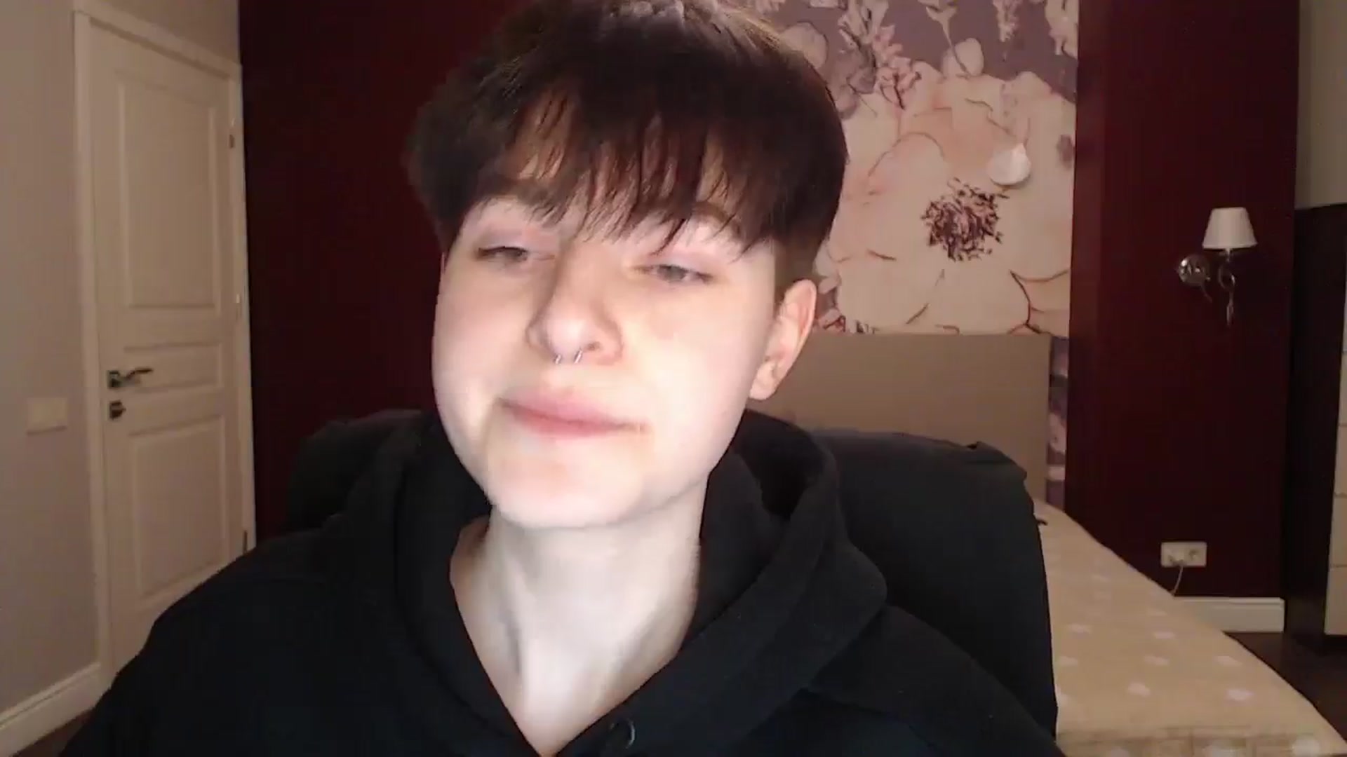 Gallery image thumbnail from EmiliaYours's myfreecams stream on, 03/10/2025, 17:12 image 20 of 20