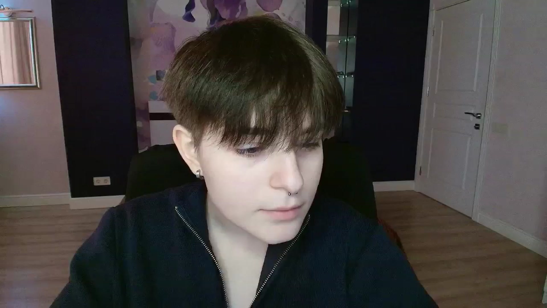 Gallery image thumbnail from EmiliaYours's myfreecams stream on, 03/11/2025, 14:01 image 14 of 20