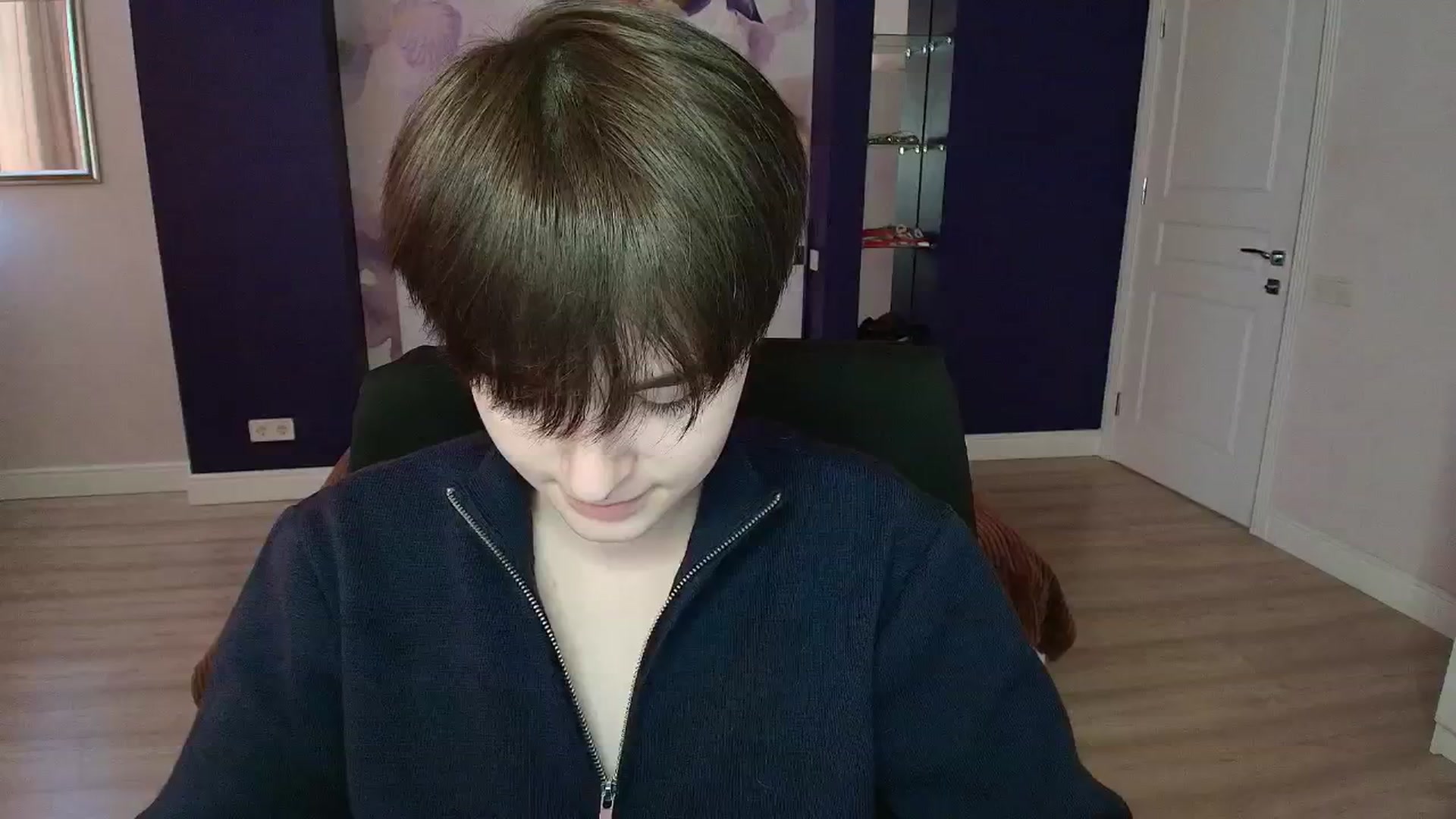 Gallery image thumbnail from EmiliaYours's myfreecams stream on, 03/11/2025, 14:01 image 1 of 20