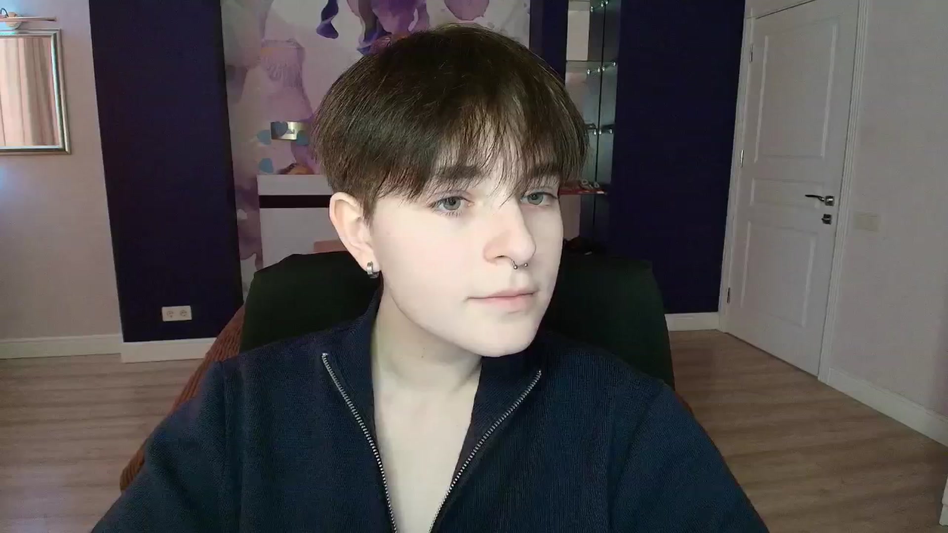 Gallery image thumbnail from EmiliaYours's myfreecams stream on, 03/11/2025, 14:01 image 17 of 20
