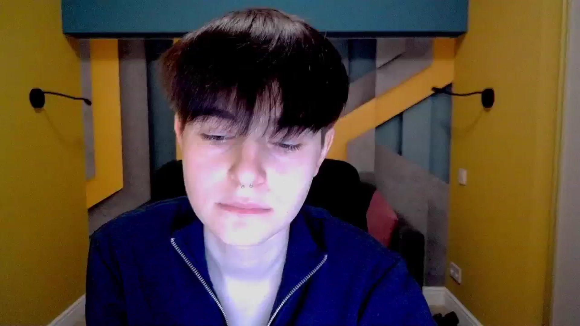 Gallery image thumbnail from EmiliaYours's myfreecams stream on, 03/16/2025, 13:29 image 1 of 20