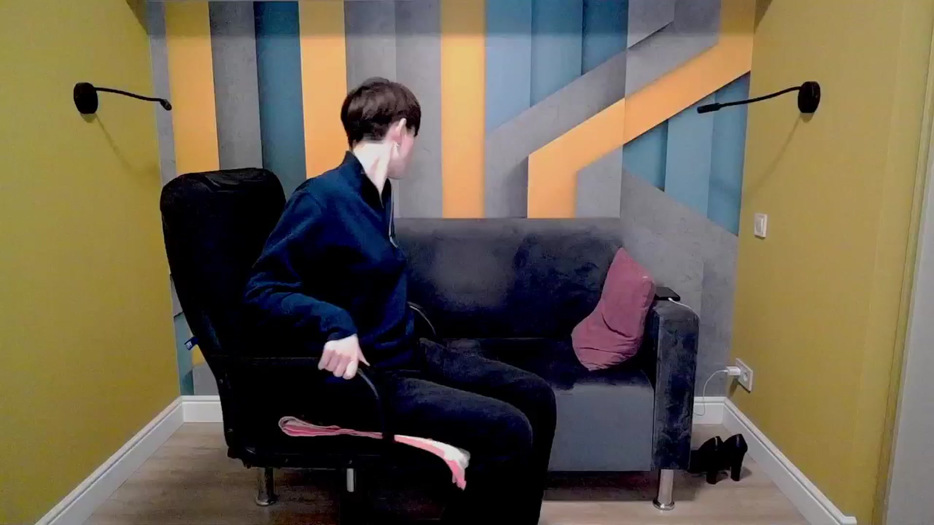 Gallery image thumbnail from EmiliaYours's myfreecams stream on, 03/16/2025, 17:43 image 9 of 20