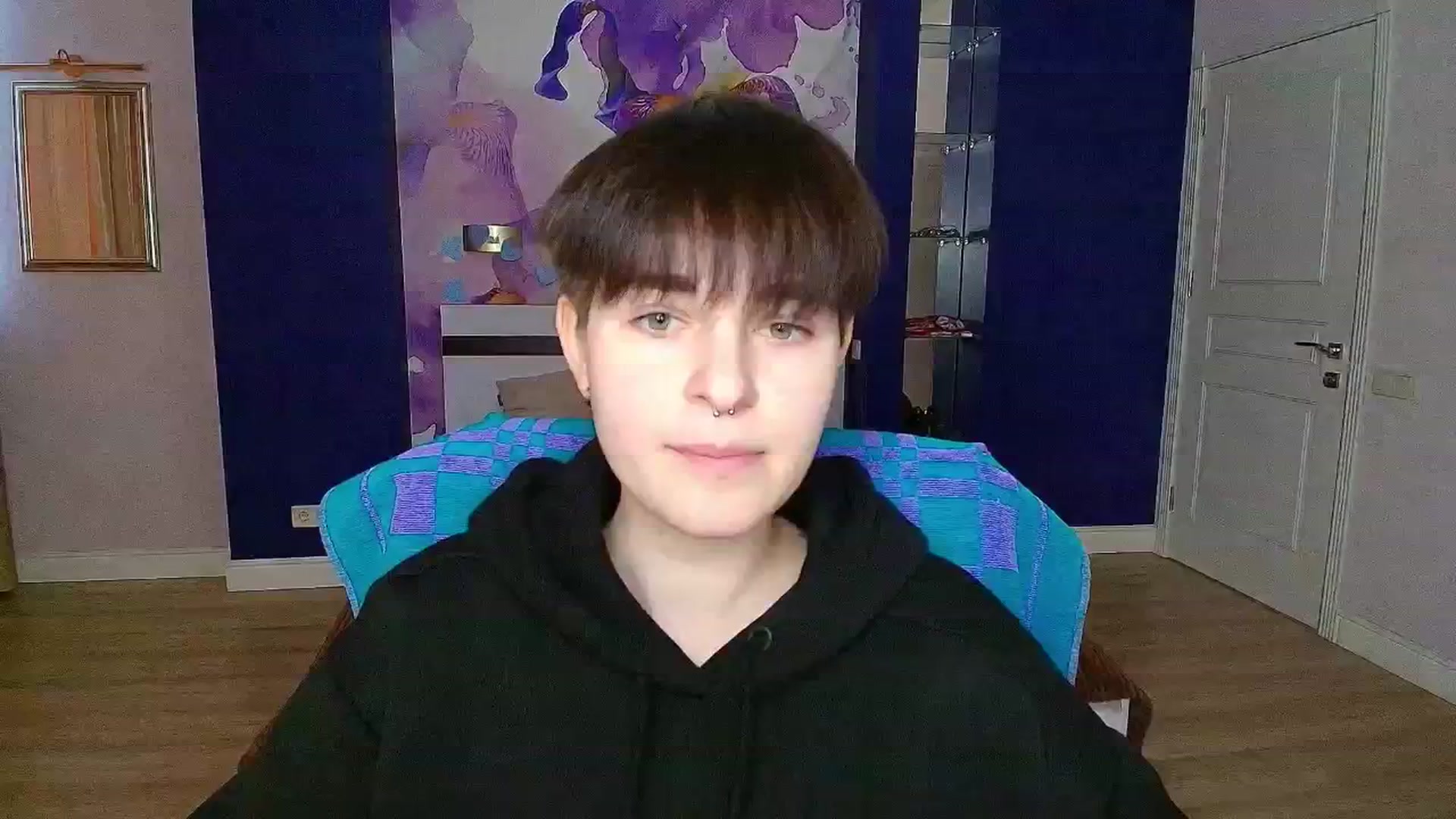 Gallery image thumbnail from EmiliaYours's myfreecams stream on, 03/17/2025, 13:50 image 11 of 20