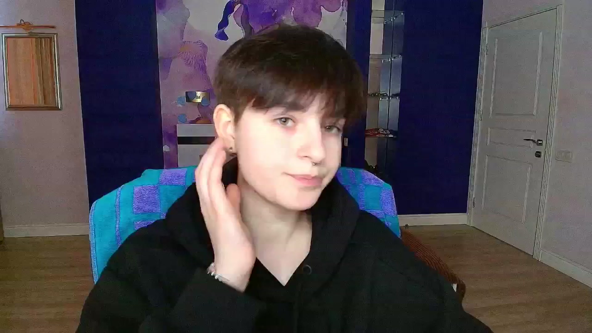 Gallery image thumbnail from EmiliaYours's myfreecams stream on, 03/17/2025, 13:50 image 20 of 20